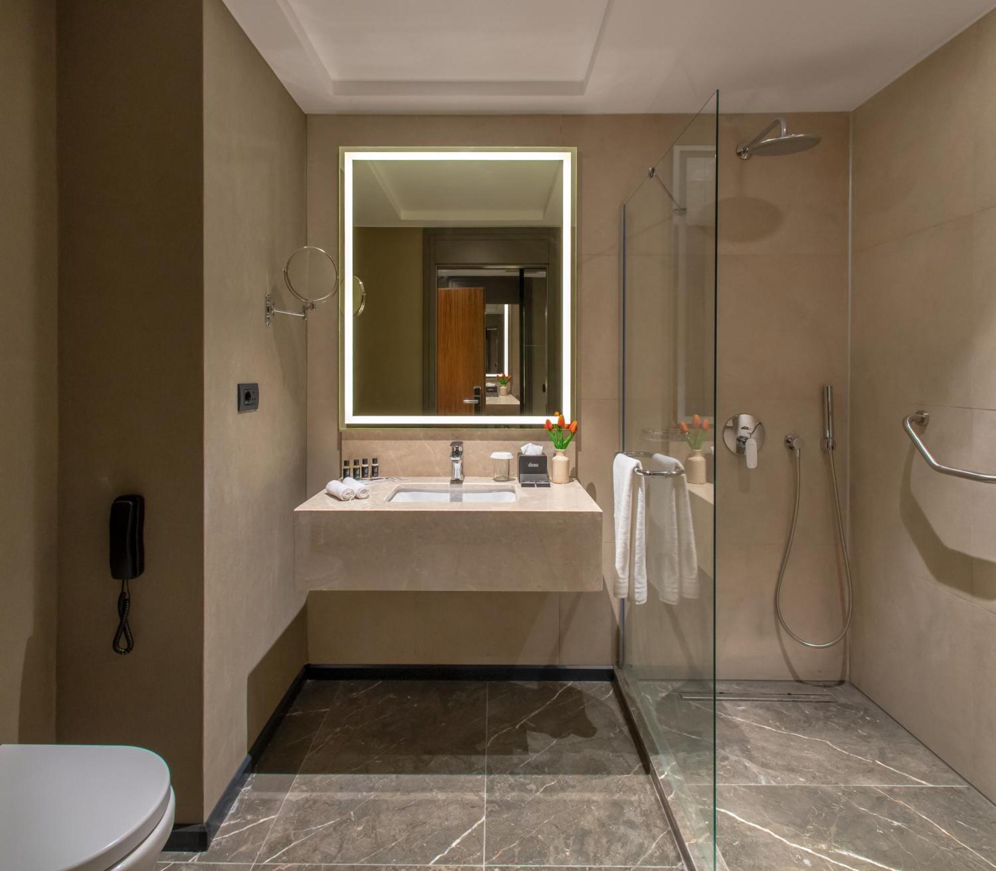 Отель Movenpick Диярбакыр Экстерьер фото